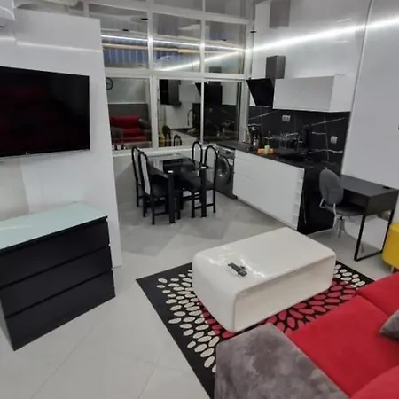 True Colours , Center By Namaste Elite Appartement *